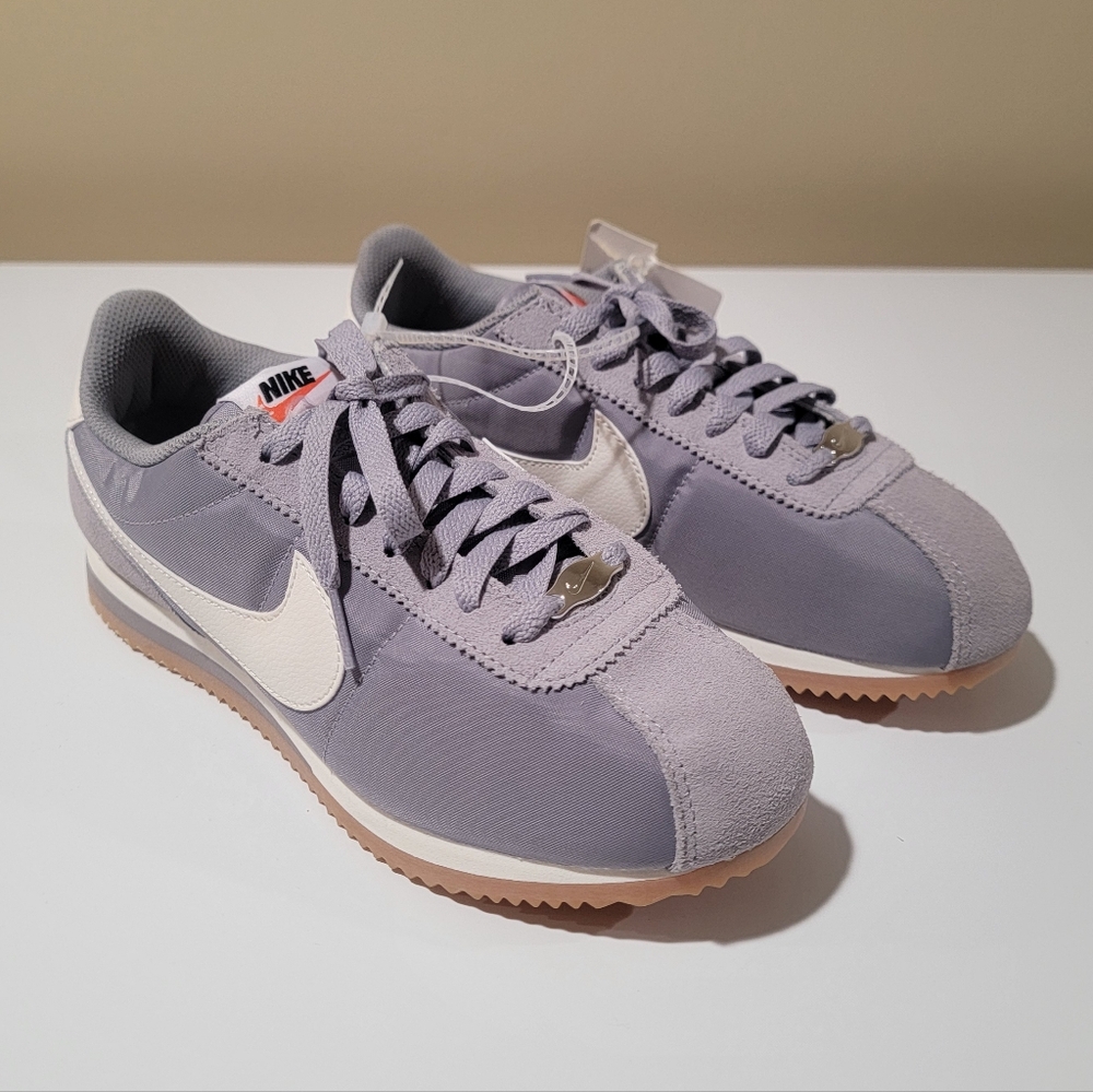 Nike Women's Grey Cortez Shoes Retro Sneakers Size 8 NWOB